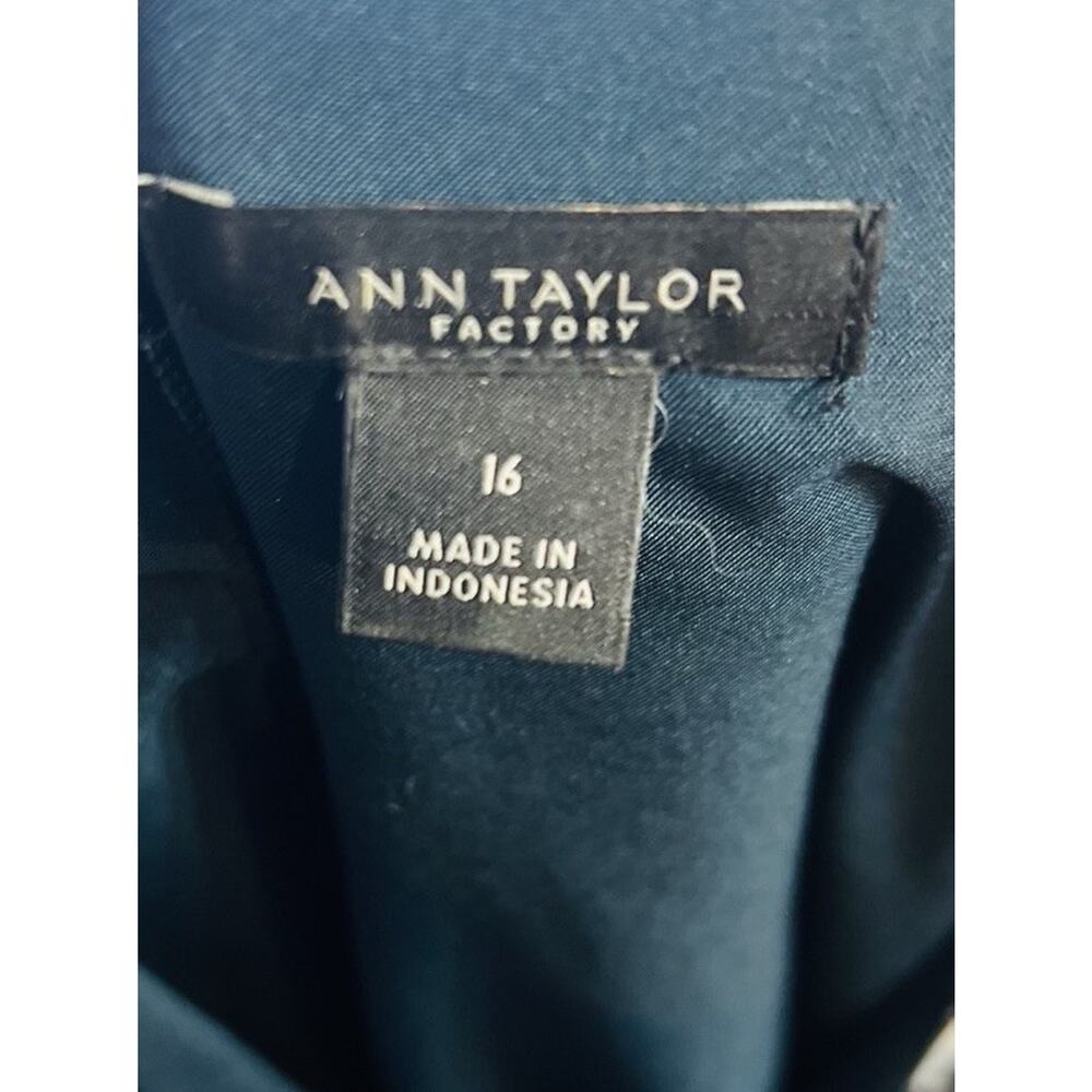 Ann Taylor Navy Blue Floral Dress Size 16 Sleeveless Lined Cocktail Reception - Picture 4 of 7